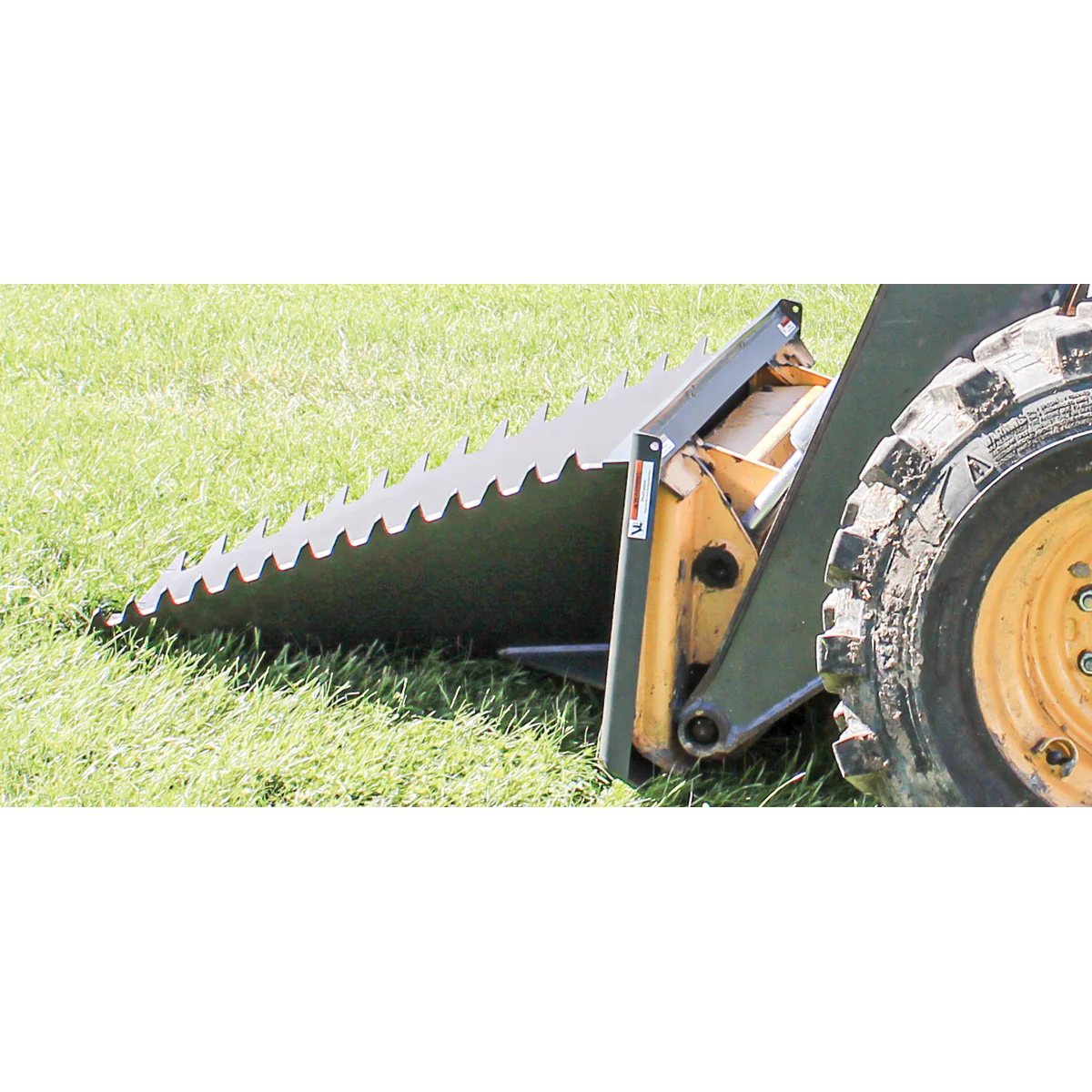 Grey Wolf™ Skid Steer Stump Bucket (1062) - Image 5