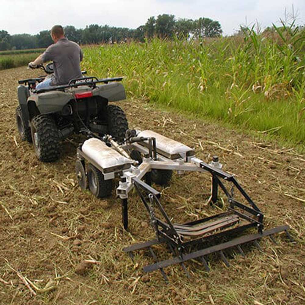 Grey Wolf™ Till-N-Claw Chisel Plow & Cultivator 43-In. Wide (GWG311026) - Image 3