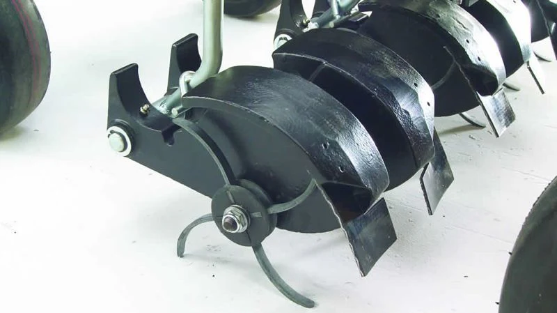JRCO 38" Tow Behind Hooker Aerator (753.JRC) - Image 3