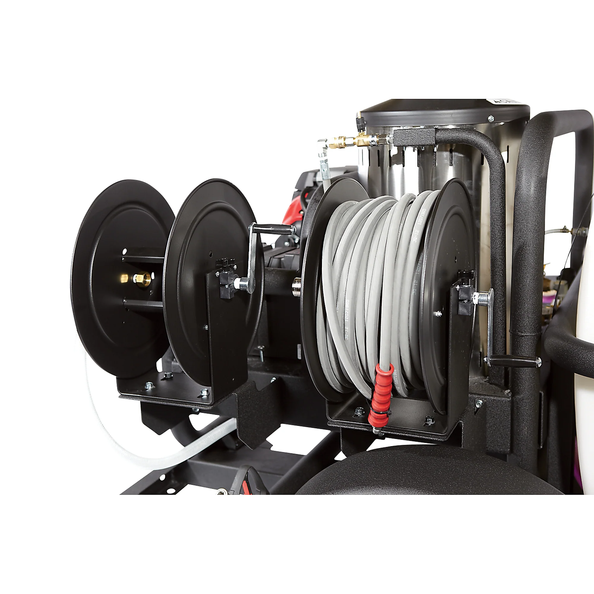 NorthStar® Trailer-Mounted Hot Water Commercial Pressure Washer, 4000 PSI, 4.0 GPM, Honda Engine, 200-Gal (157595) - Image 10