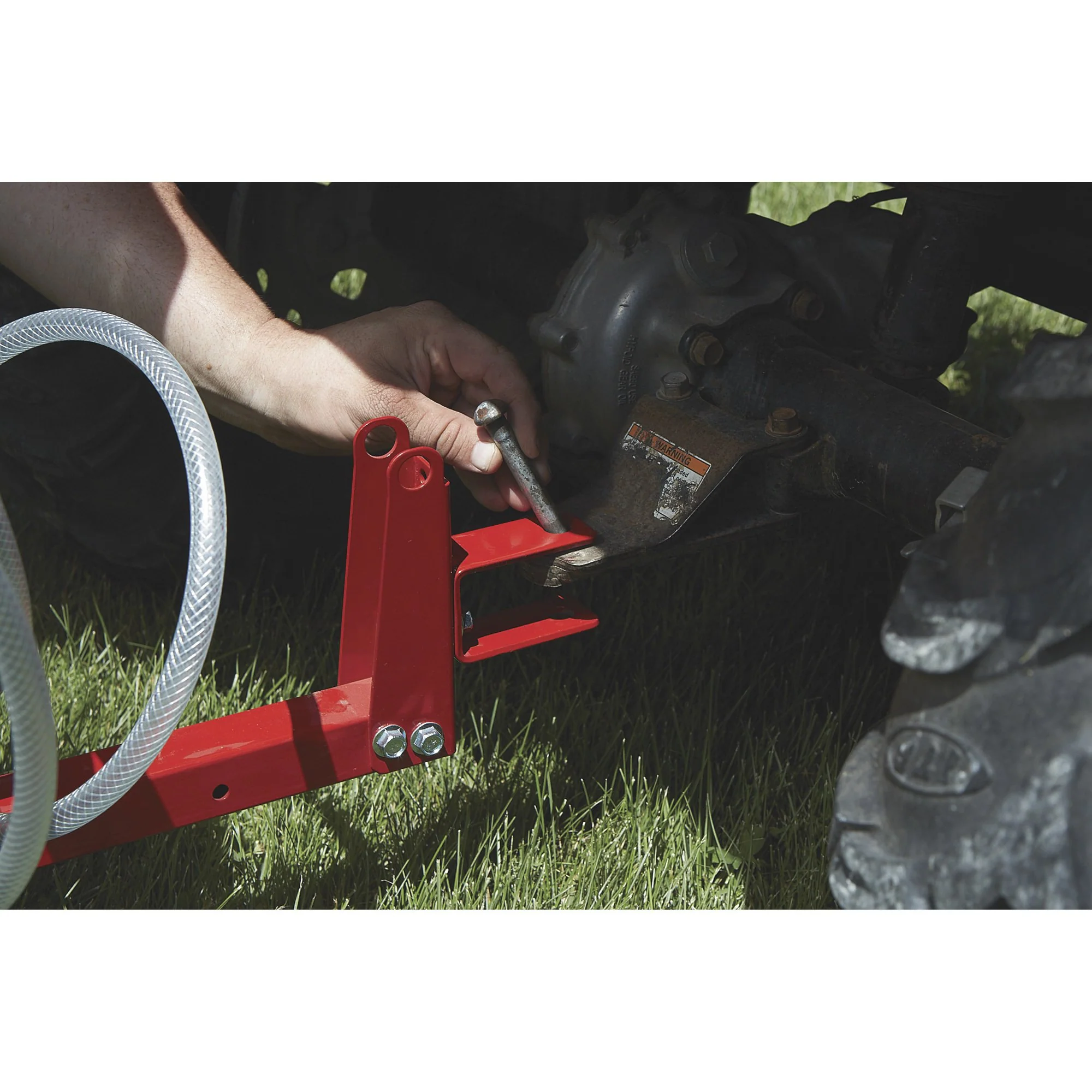 NorthStar® 117L Tow-Behind Trailer Boom Broadcast and Spot Sprayer — 31-Gallon, 2.2 GPM (282785) - Image 8